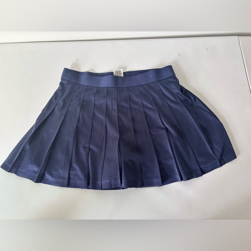 Victoria's Secret PINK -Navy blue pleated mesh tennis skort-404